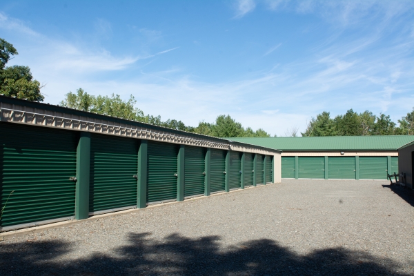 Facility photo: //images.sparefoot.com/medium/2428566902798d77d32.jpg