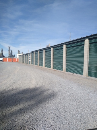 Facility photo: //images.sparefoot.com/medium/24286169a8b3ab87fdd.jpg