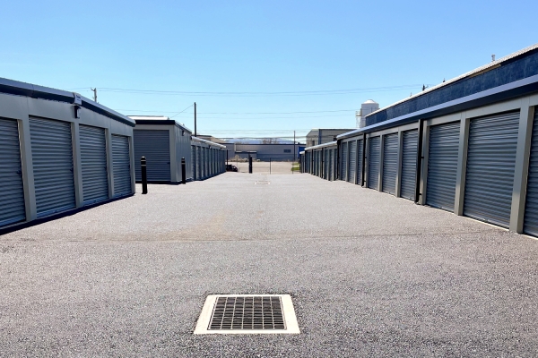 Facility photo: //images.sparefoot.com/medium/2428736908e0c519406.jpg