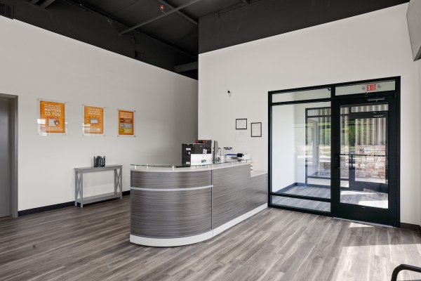 Facility photo: //images.sparefoot.com/medium/2428746a316f7758289.jpg