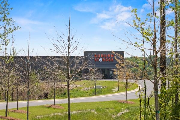 Facility photo: //images.sparefoot.com/medium/2428746a316f8187e5b.jpg
