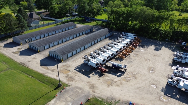 Facility photo: //images.sparefoot.com/medium/242875691c8d633d0f3.jpg