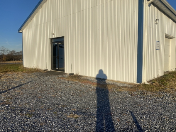 Facility photo: //images.sparefoot.com/medium/2428866967ab4a2414e.jpg