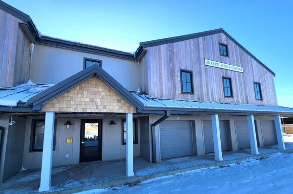 Facility photo: //images.sparefoot.com/medium/2428916a17373f17280.jpg