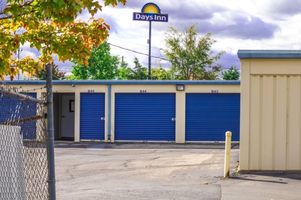 Storage Units at True Friends Moving and Storage - 750 Economy Drive