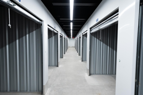 Facility photo: //images.sparefoot.com/medium/242907690cba3205262.jpg