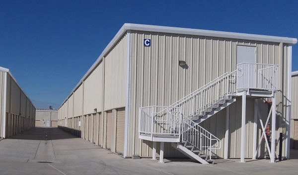 Facility photo: //images.sparefoot.com/medium/242921690e50aa0f353.jpg