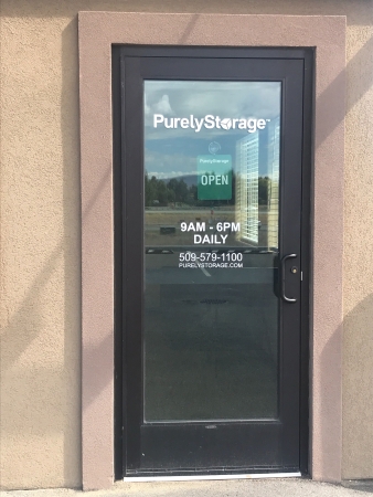 Facility photo: //images.sparefoot.com/medium/242923690e54246907c.jpg