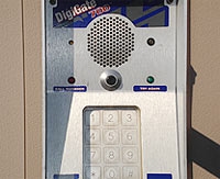 Facility photo: //images.sparefoot.com/medium/242927690e4df244a1d.jpg