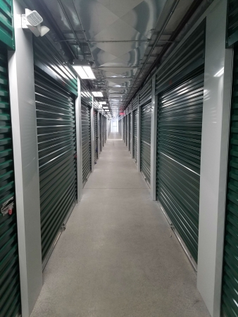 Facility photo: //images.sparefoot.com/medium/242928690e94cdc0edc.jpg