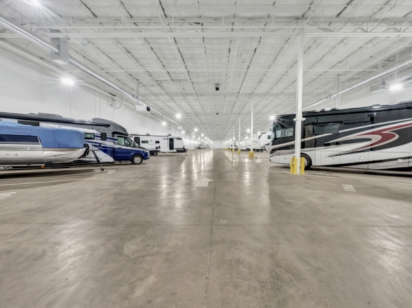 Facility photo: //images.sparefoot.com/medium/24296269c2d6fa8522b.jpg