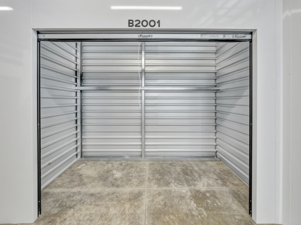 Facility photo: //images.sparefoot.com/medium/24296269c2d72bb8255.jpg