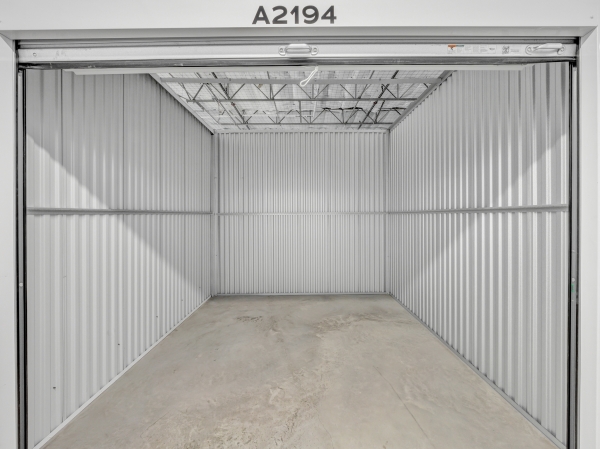 Facility photo: //images.sparefoot.com/medium/24296269c2d7664a09c.jpg