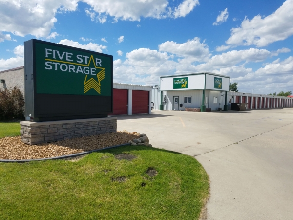 Storage Units at Five Star Storage - Gateway Dr. / HWY 2 (West of I-29) - 5118 Gateway Drive