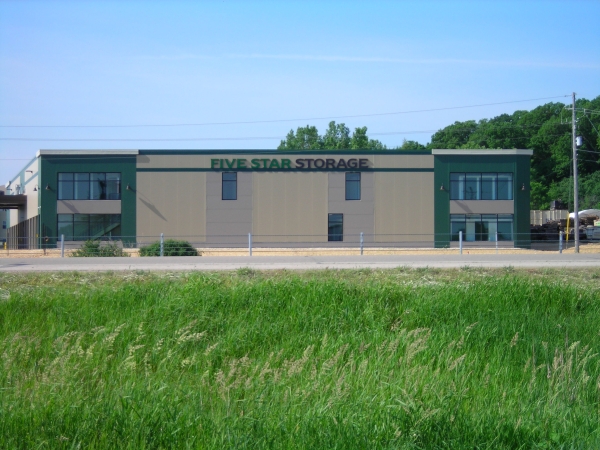 Storage Units at Five Star Storage - Five Star Storage - Pendant Lane - 950 Pendant Lane Northwest