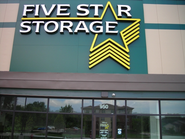 Storage Units at Five Star Storage - Five Star Storage - Pendant Lane - 950 Pendant Lane Northwest