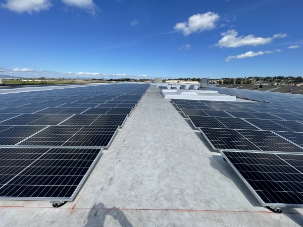 Facility photo: //images.sparefoot.com/medium/242988691d007c4761c.jpg