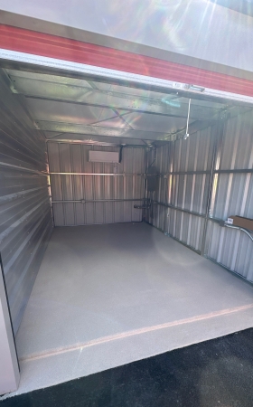 Facility photo: //images.sparefoot.com/medium/242996691cd9e342ba7.jpg