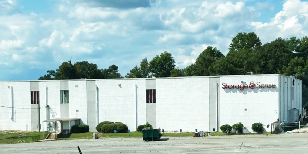 Facility photo: //images.sparefoot.com/medium/2429986986445224f7c.png