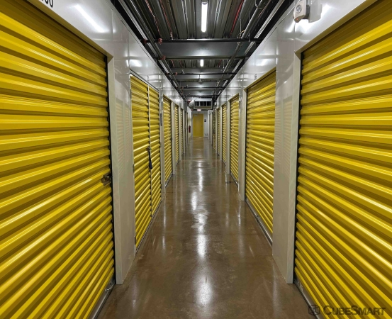 Facility photo: //images.sparefoot.com/medium/24301969201fbd01402.jpg