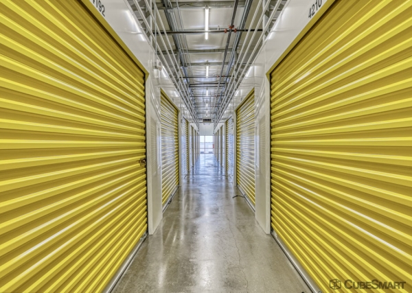 Facility photo: //images.sparefoot.com/medium/24301969e09a5254629.jpg