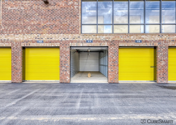 Facility photo: //images.sparefoot.com/medium/24301969e09a54cf836.jpg