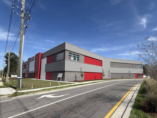 Facility photo: //images.sparefoot.com/medium/24302269d6684b6e977.jpeg