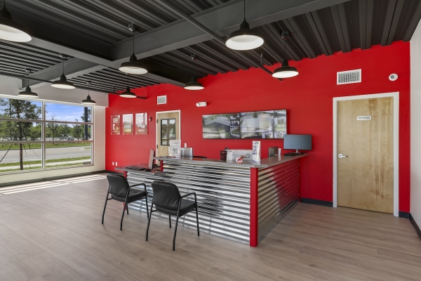 Facility photo: //images.sparefoot.com/medium/2430226a316b7f5e135.jpg