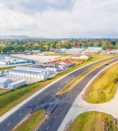 Facility photo: //images.sparefoot.com/medium/243027691f414665077.jpg