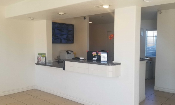 Facility photo: //images.sparefoot.com/medium/243033691de6258ac2e.jpg