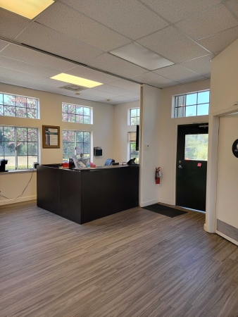 Facility photo: //images.sparefoot.com/medium/243040691deaff9b1e6.jpg