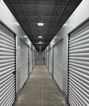 Facility photo: //images.sparefoot.com/medium/243045691e0c1de819b.png