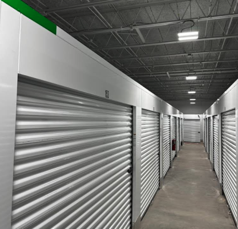 Facility photo: //images.sparefoot.com/medium/243045691e0c1f68654.png