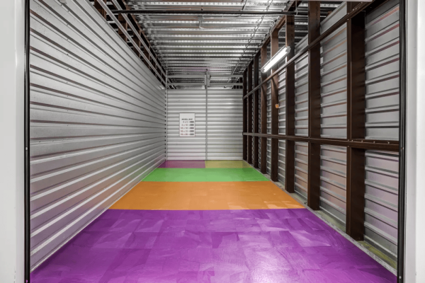 Facility photo: //images.sparefoot.com/medium/243053692618847d820.png