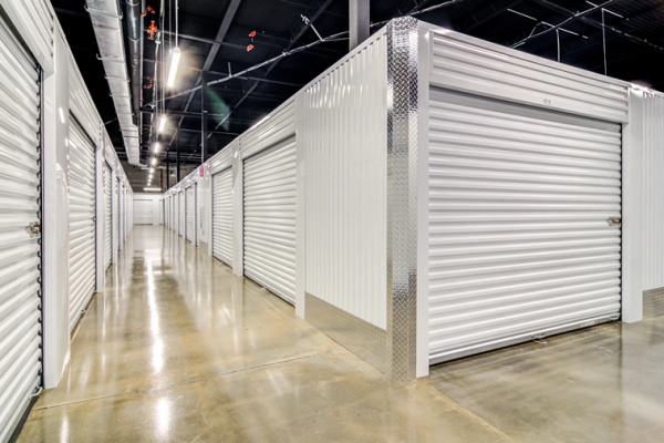 Facility photo: //images.sparefoot.com/medium/24305769261915e8f0c.png