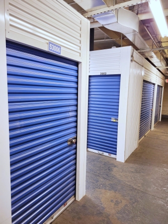 Facility photo: //images.sparefoot.com/medium/2430676920d6ea0d567.jpg