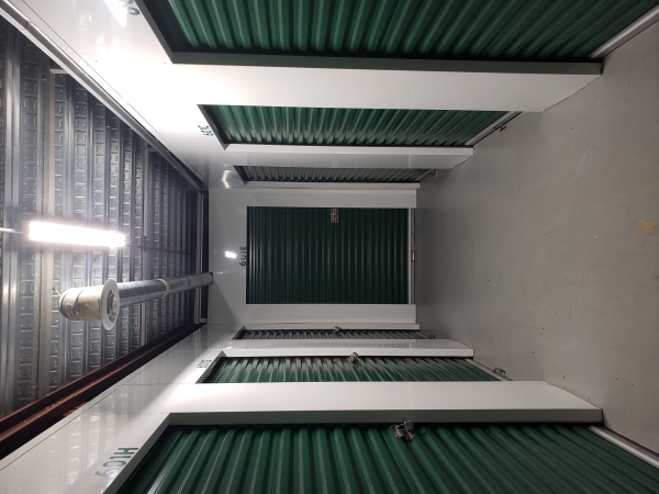 Facility photo: //images.sparefoot.com/medium/2430686920768ddfd86.jpg