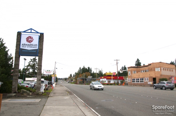 Facility photo: //images.sparefoot.com/medium/243085691f7bad9eae2.jpg