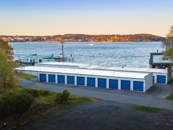 Facility photo: //images.sparefoot.com/medium/2431016920aba74ace4.jpg