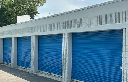 Facility photo: //images.sparefoot.com/medium/2431246925bf0686429.jpg