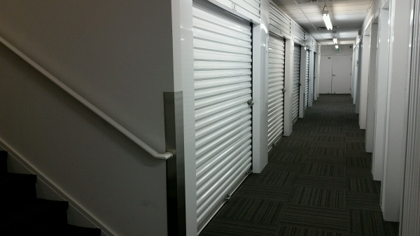 Facility photo: //images.sparefoot.com/medium/2431286925ce16d0106.jpg