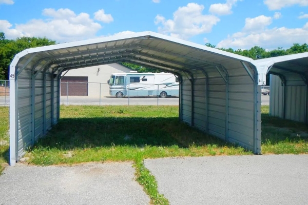 Facility photo: //images.sparefoot.com/medium/24313269260b681af78.jpg