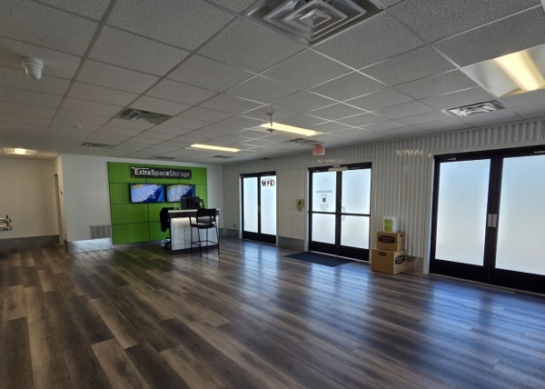 Facility photo: //images.sparefoot.com/medium/2431736a3fbc1e9adb3.jpg