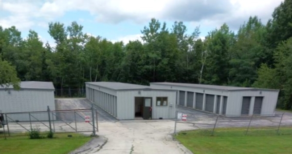 Facility photo: //images.sparefoot.com/medium/24319869287e4d5d28e.jpg