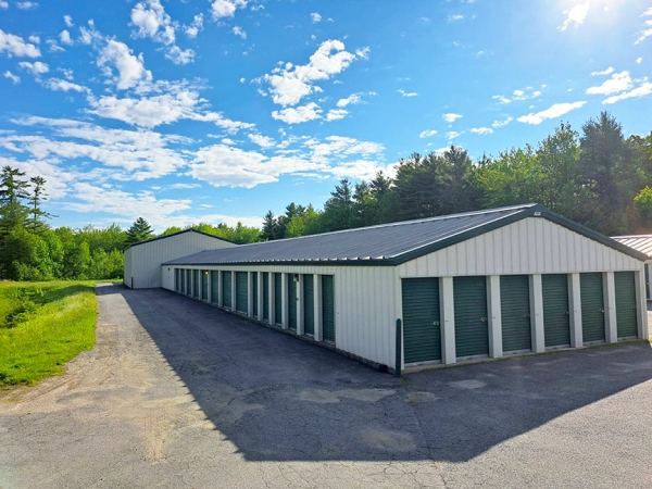 Facility photo: //images.sparefoot.com/medium/24319969287fd117c95.jpg