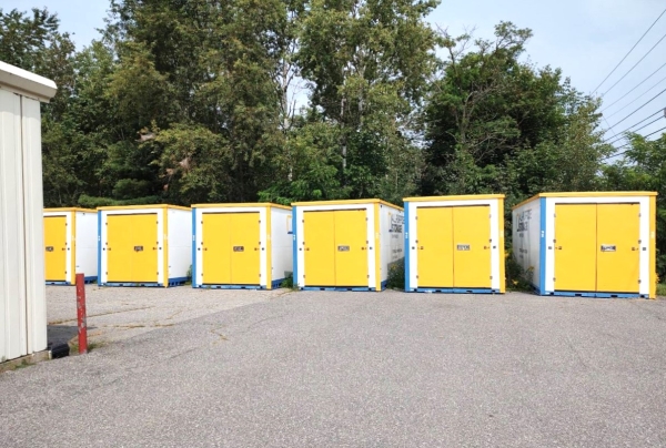 Facility photo: //images.sparefoot.com/medium/24320169288ff4de940.jpg