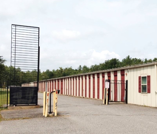 Facility photo: //images.sparefoot.com/medium/24320169288ff5e2d81.jpg