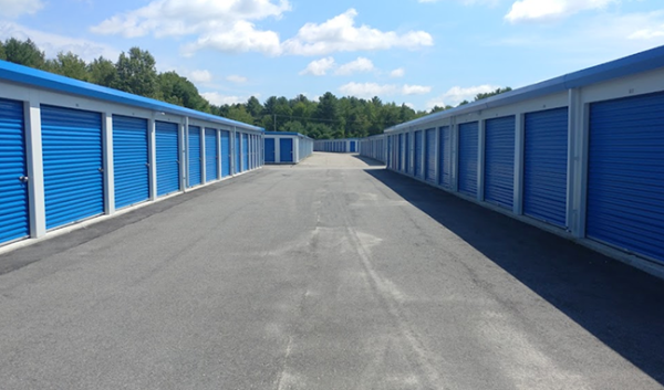 Facility photo: //images.sparefoot.com/medium/24320569289d649c0ac.png