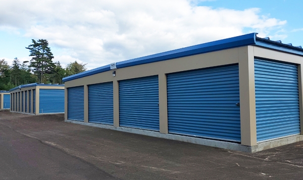 Facility photo: //images.sparefoot.com/medium/2432126928ba93b163f.jpg