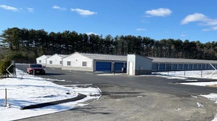 Facility photo: //images.sparefoot.com/medium/2432196928d2a3445d2.jpg